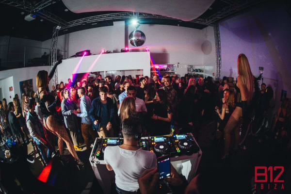B12 Gallery & Club