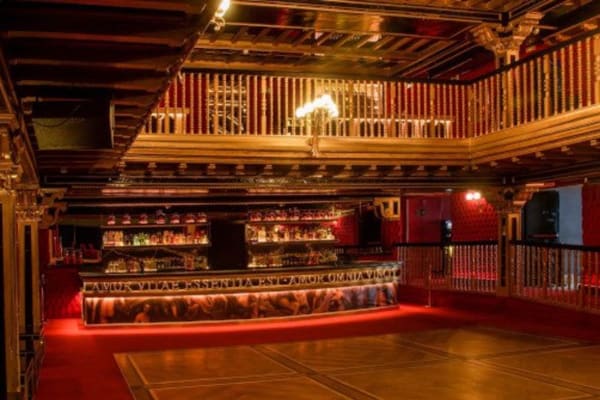 Teatro Magno