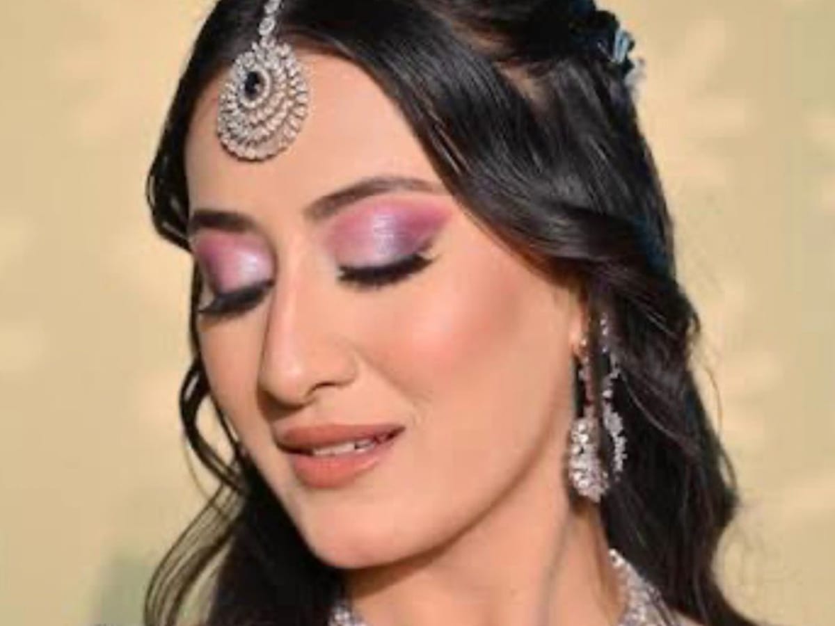 HD Makeup — IMPECCABLE ENGAGEMENT MAKEUP at Impeccable Unisex Salon, Kanpur