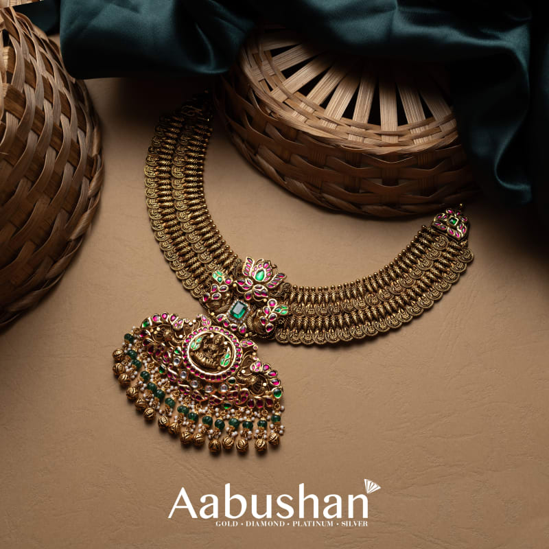 Kasu Choker with Kundan