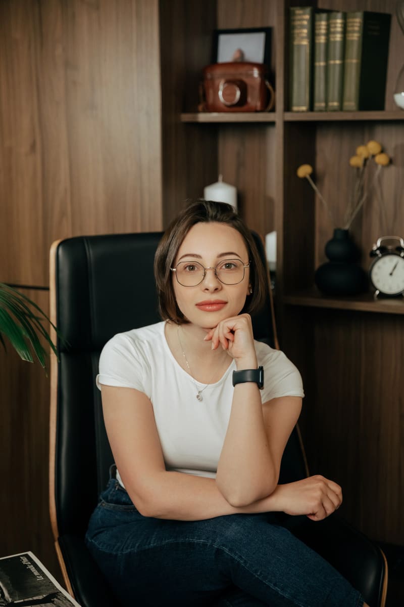 Про мене