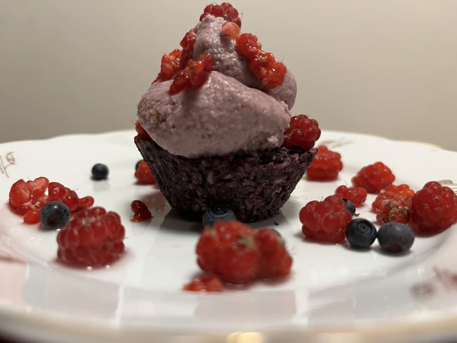 Raw Berry Cupcakes