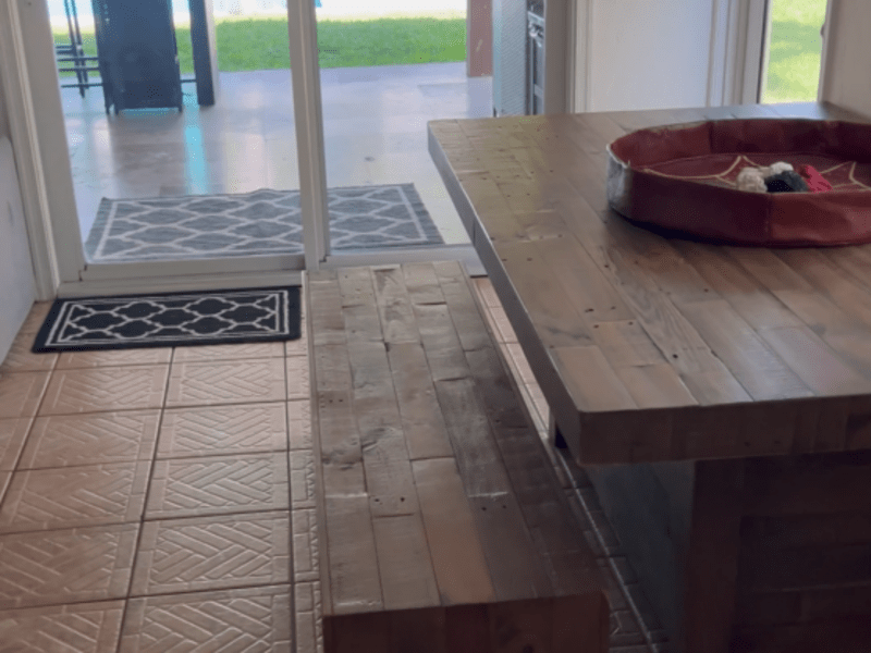 Diningspace4.jpg_iddcvr