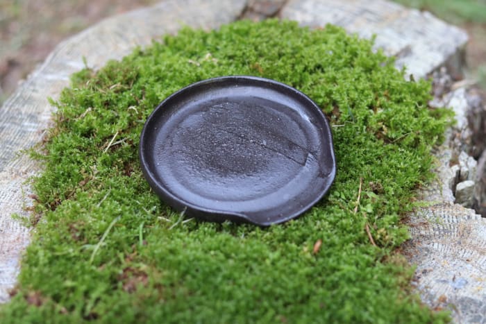 Brown-Black Spoon Rest