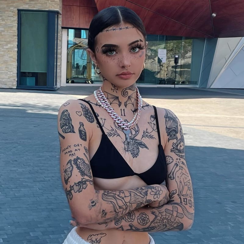 Keaton Belle: Skater, Internet personality, Influencer from Canada