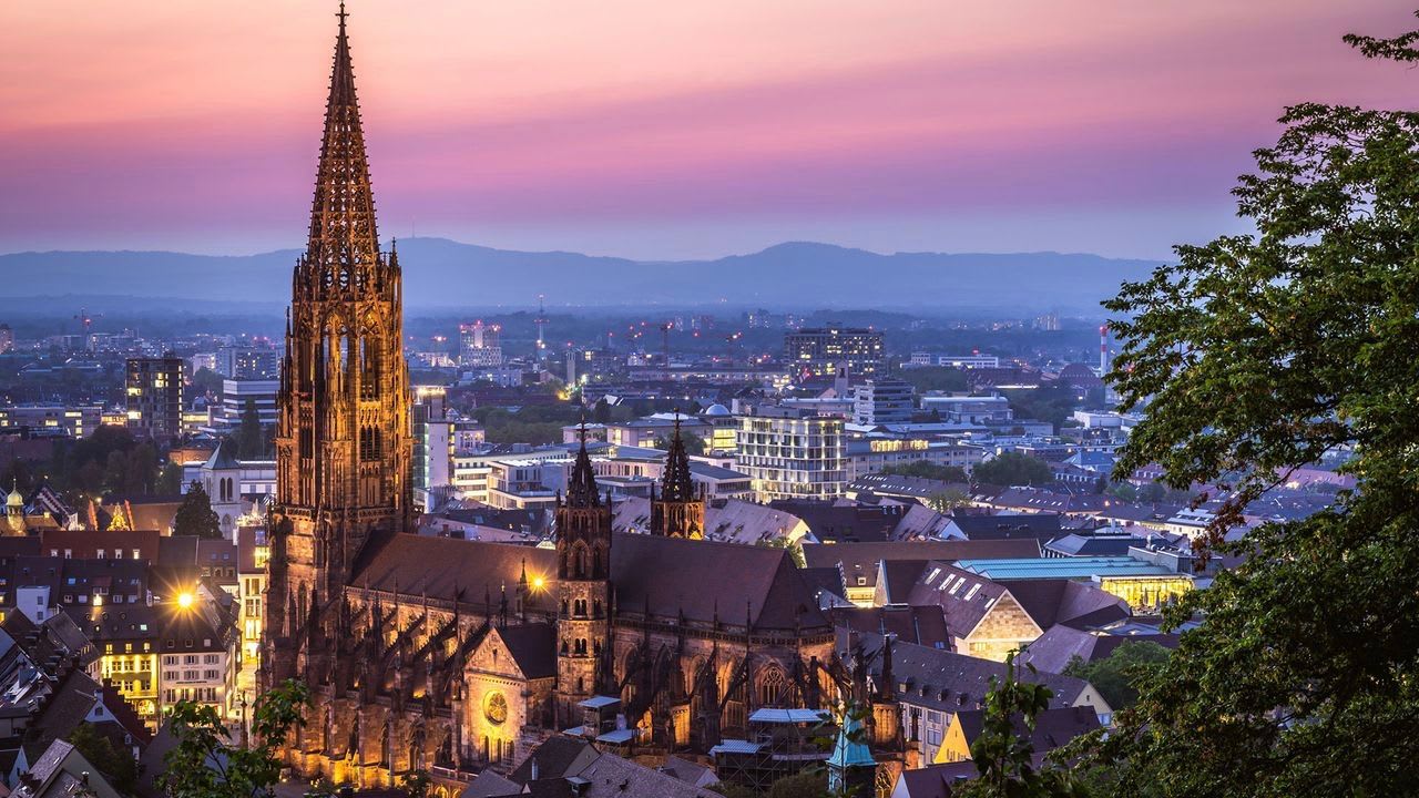 Freiburg – Almanya’nın Güneşli, Yeşil ve Yenilikçi Şehri