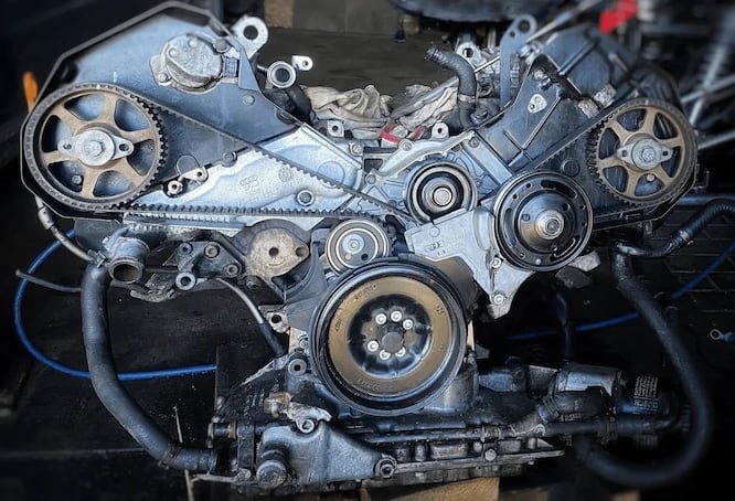 Заміна ГРМ Audi — демонтаж і монтаж комплекту