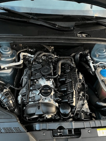 Audi 2.0 TFSI — montaż silnika po remoncie kapitalnym