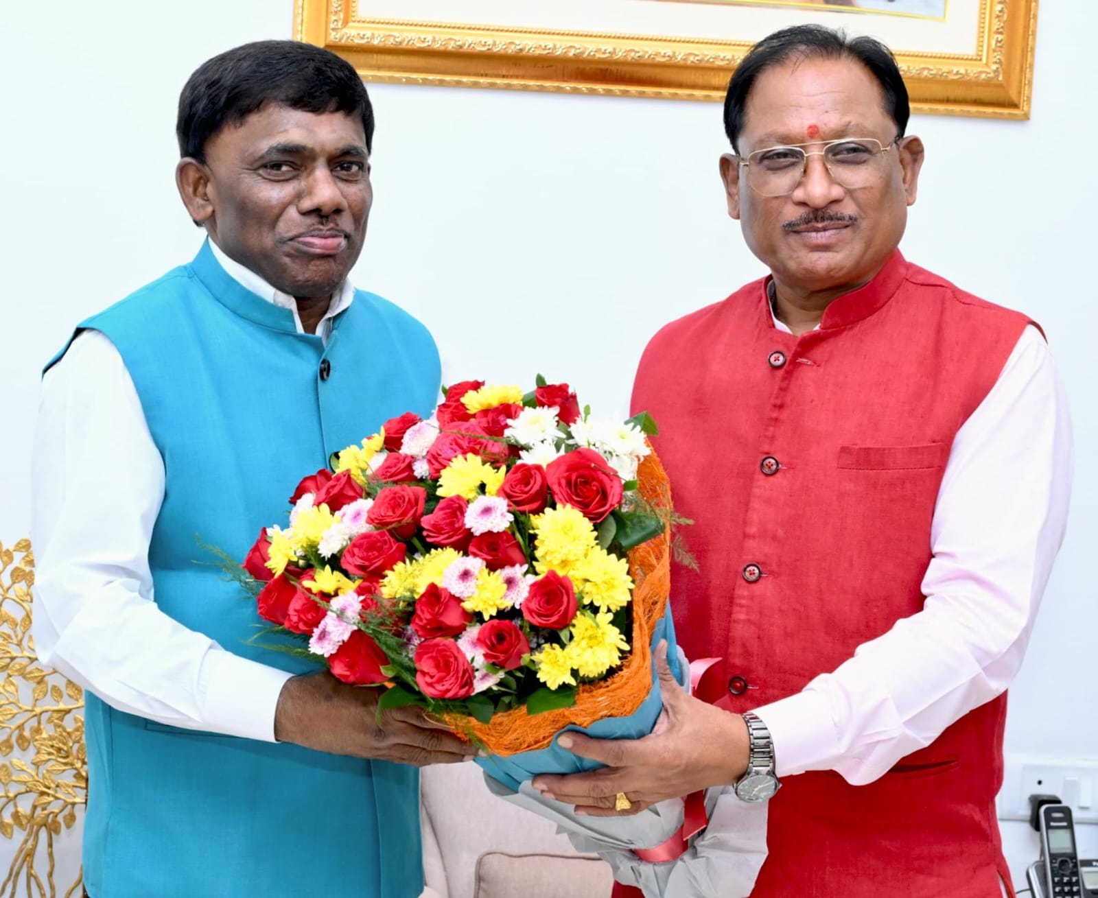 “खेल और जनजातीय विकास को लेकर CM साय और गोवा मंत्री के बीच अहम मुलाकात”