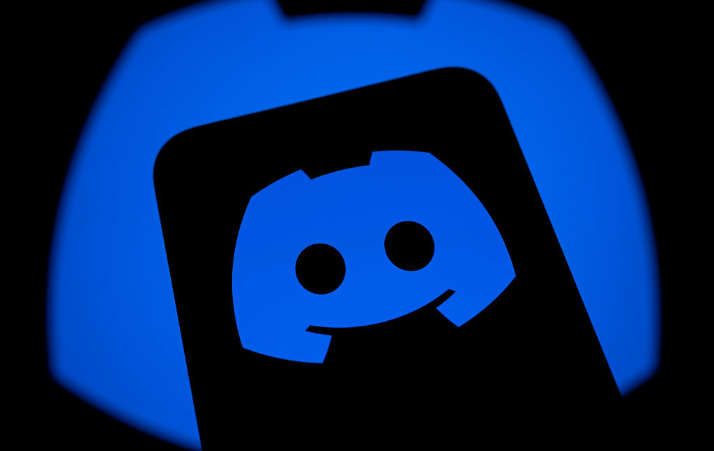 Dad stuck in support nightmare after teen lied about age on Discord