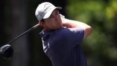 Fitzpatrick keeps Heritage lead despite Scheffler surge