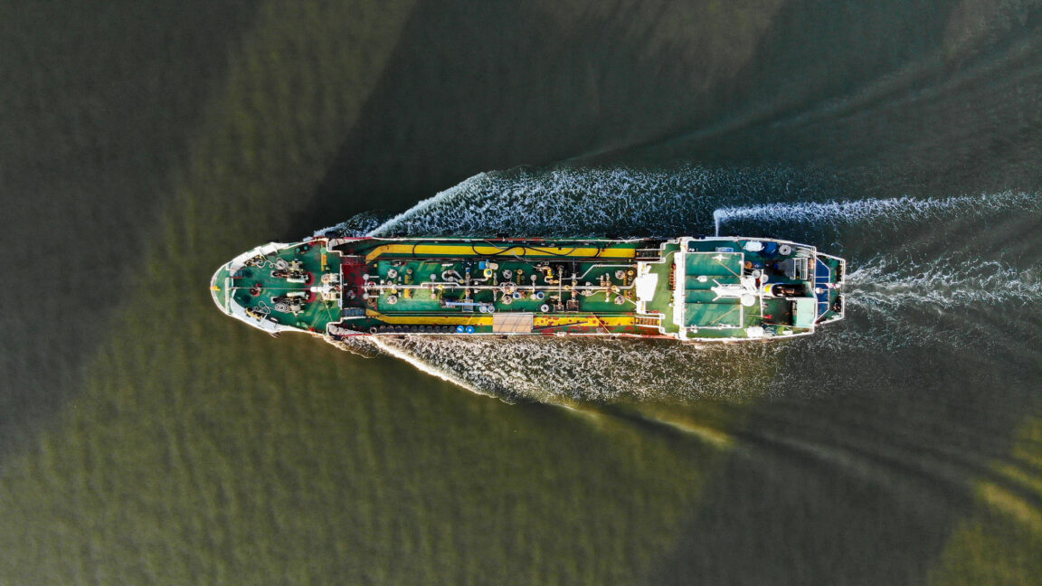 Crypto scam lures ships into Strait of Hormuz, falsely promising safe passage