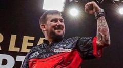 How former plasterer Clayton is lighting up Premier League