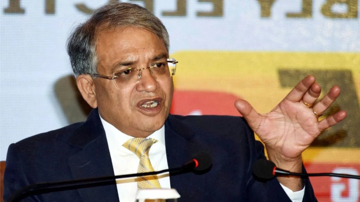 बंगाल चुनाव के बाद हिंसा पर CEC सख्त, तुरंत गिरफ्तारी आदेश