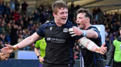 Glasgow beat Cardiff to move top of URC table