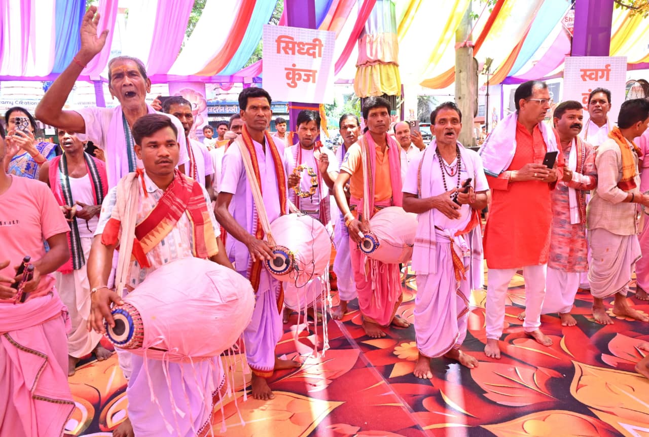 भगवान जगन्नाथ के दरबार में मुख्यमंत्री का आशीर्वाद प्रार्थना