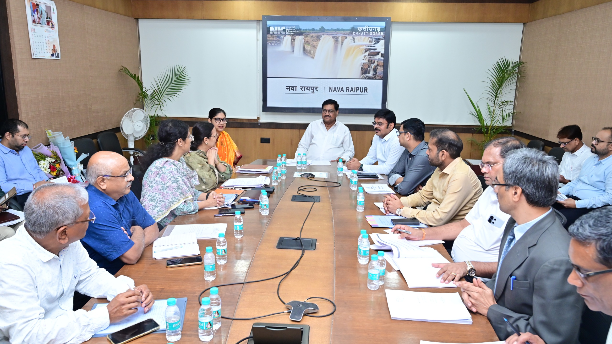 खाद्यान्न प्रबंधन को दुरुस्त करने के लिए सरकार सख्त, अधिकारियों को निर्देश