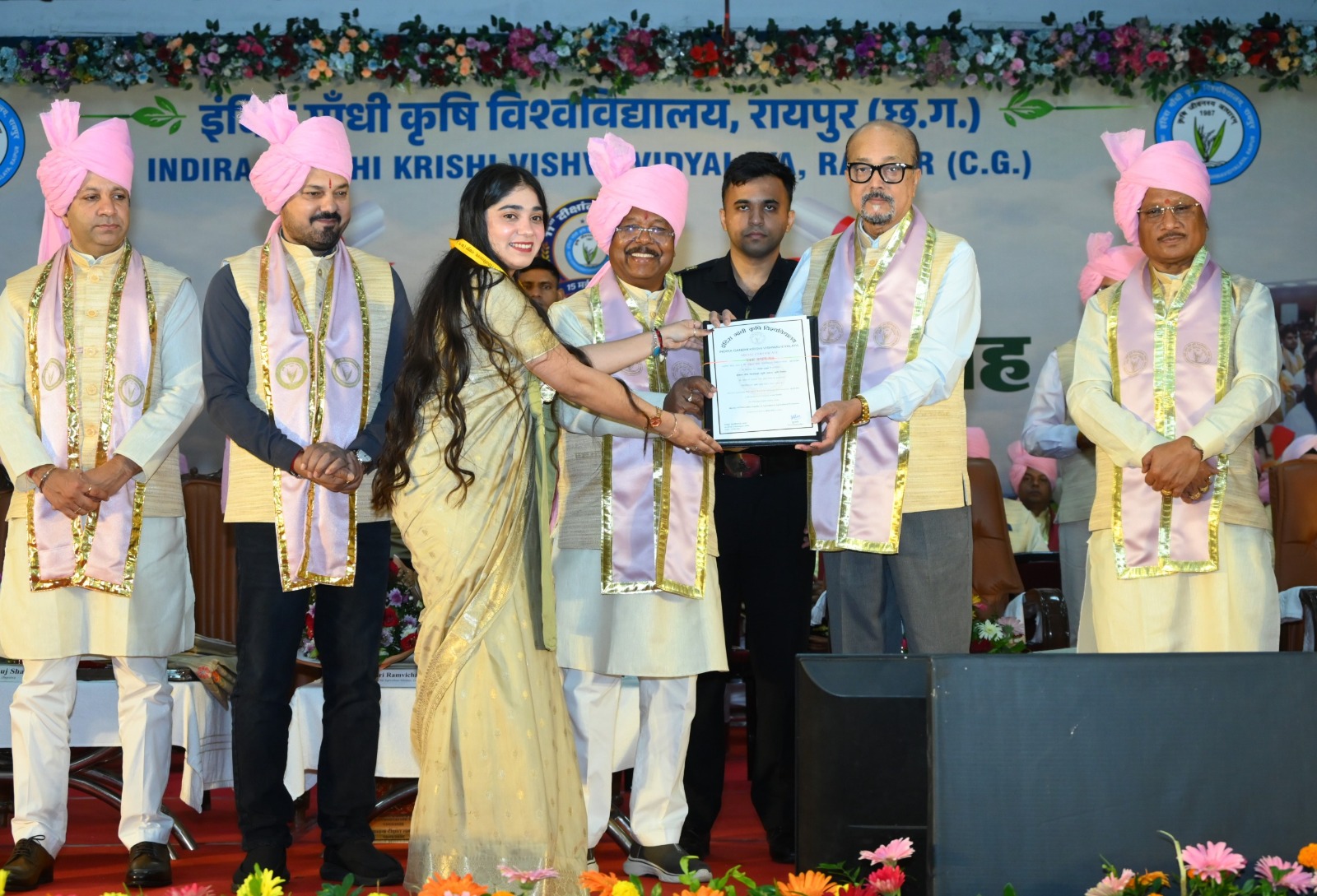 किसानों की आय बढ़ाने में आधुनिक कृषि तकनीकों की भूमिका