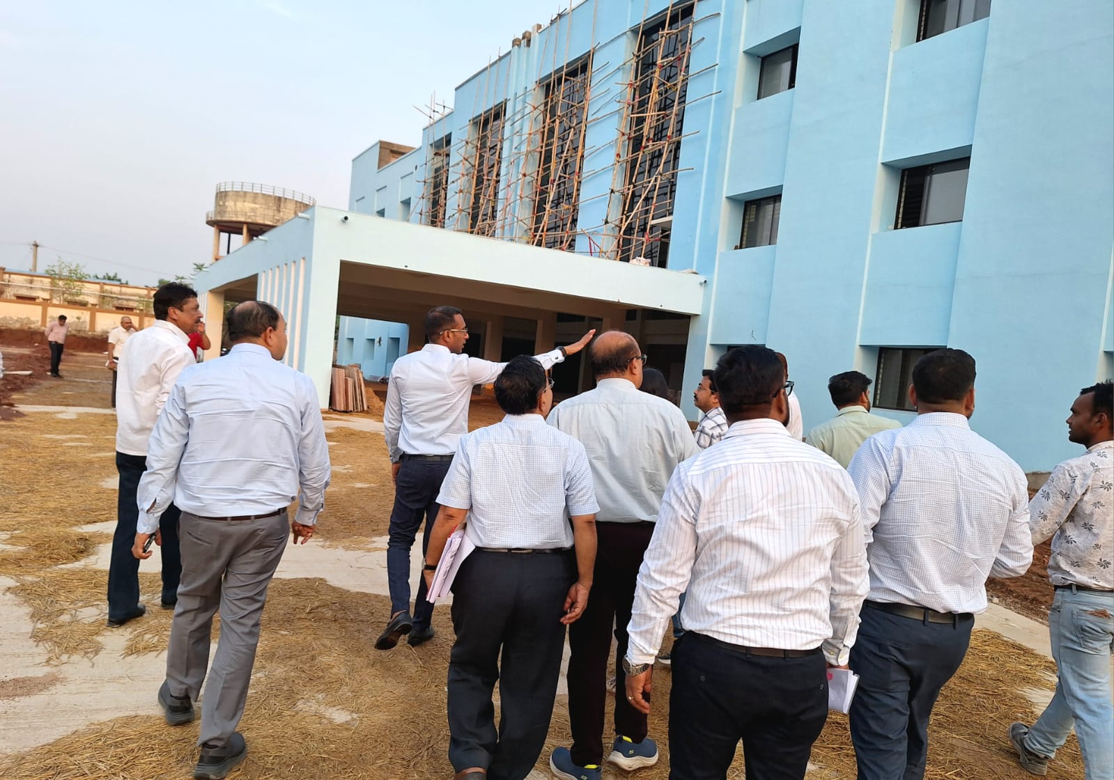 भविष्य की जरूरतों के अनुसार विकसित होंगे सड़क खंड