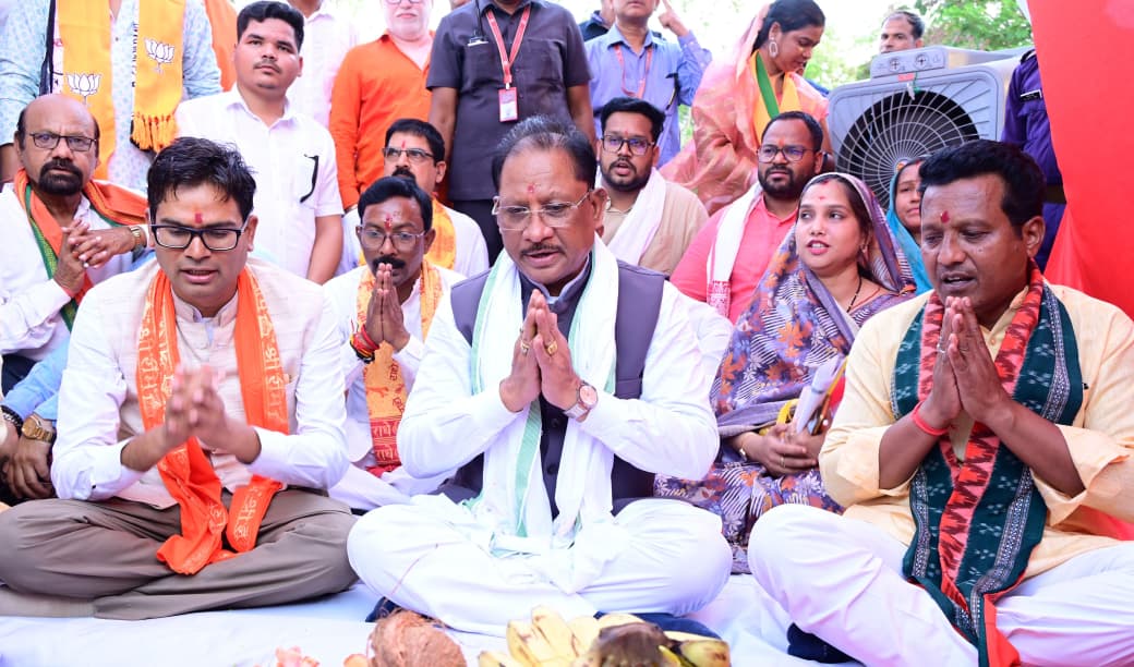 लेमरू में लगा जनसमस्या निवारण शिविर, मुख्यमंत्री ने सुनी हर आवाज