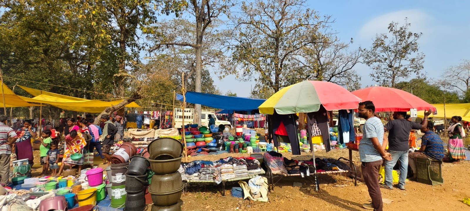 शांति के साथ विकास: बीजापुर के बाजारों में फिर से दिखी रौनक