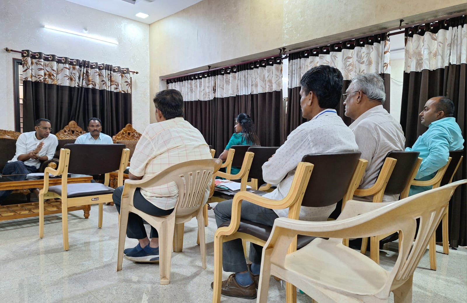 सड़क, पुल और हाईवे निर्माण को लेकर प्रशासन सख्त