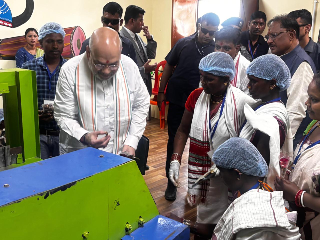 नेतानार बना मॉडल गांव: डिजिटल सेवाएं, रोजगार और आत्मनिर्भरता की नई पहचान