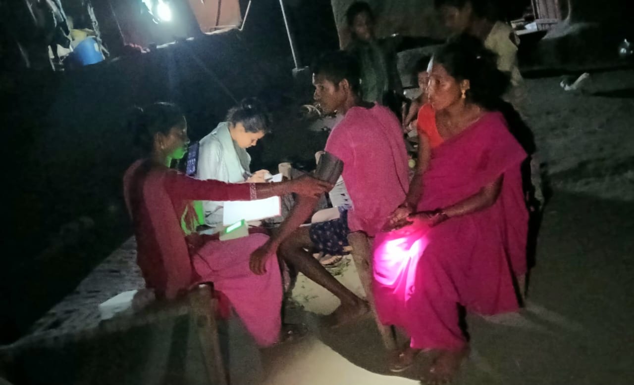 झोपड़ी से राष्ट्रीय पहचान तक: मिनपा स्वास्थ्य केंद्र की प्रेरणादायक कहानी