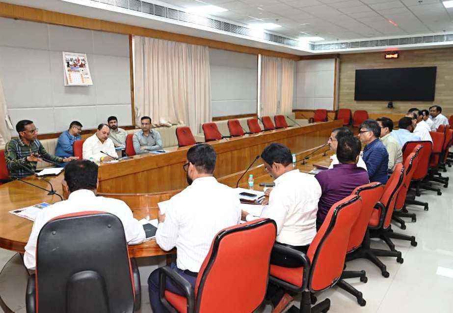 पार्किंग और ड्राइवर रूम सहित सुविधाओं को लेकर दिए निर्देश
