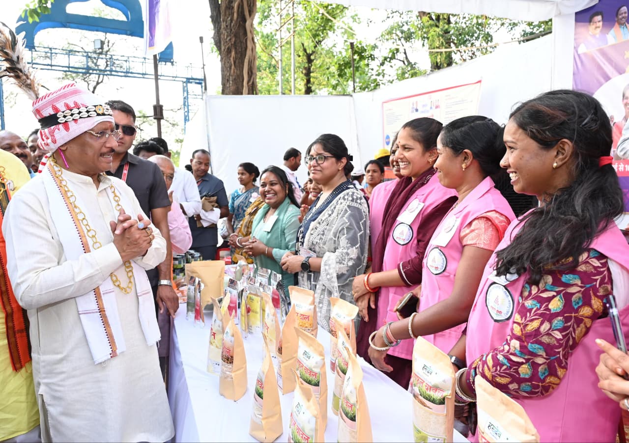 प्रधानमंत्री किसान सम्मान निधि से बढ़ी किसान की आय, सोलर पंप लगाने की सलाह