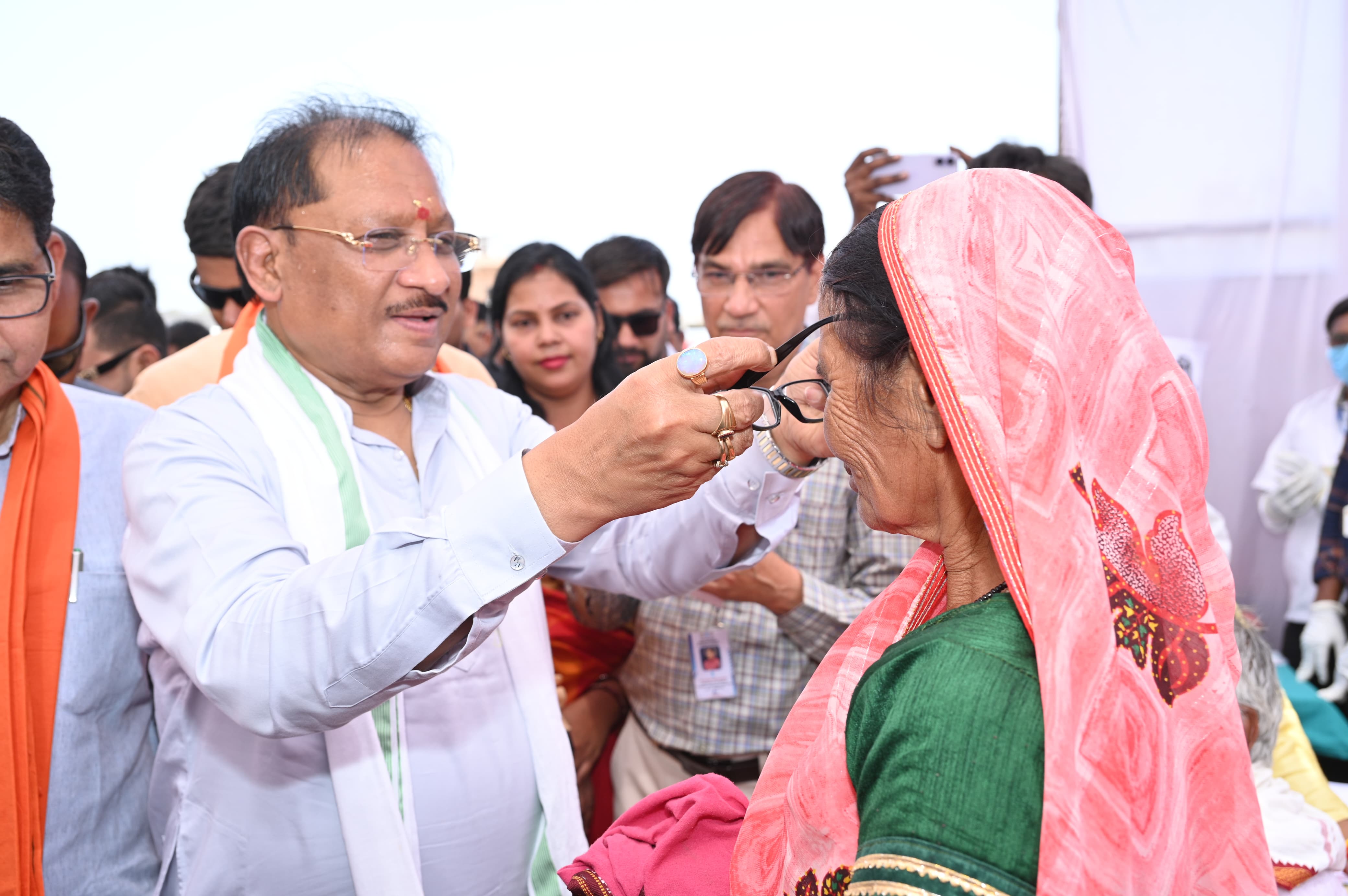 आमजन तक पहुंच रही स्वास्थ्य सुविधाएं, CM साय ने दिया संदेश