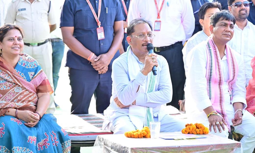 आत्मनिर्भरता की मिसाल बनी ‘लखपति दीदी’, चौपाल में साझा की कहानी