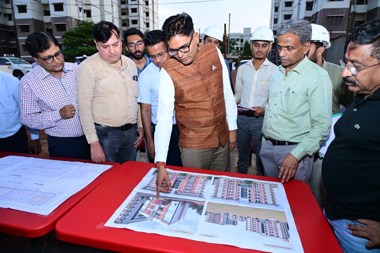 नवा रायपुर में आधुनिक सुविधाओं के विस्तार पर सरकार का फोकस