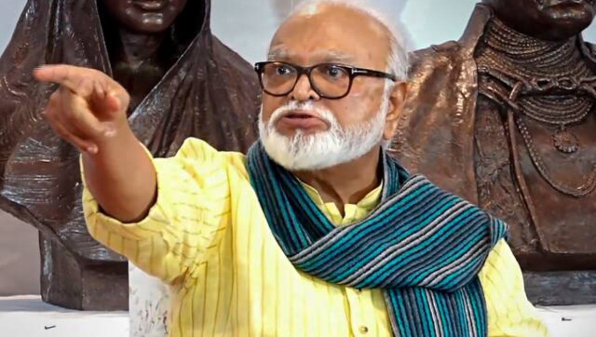 NCP की रणनीतिक बैठक में विवाद, तटकरे-भुजबल के रिश्तों में खटास