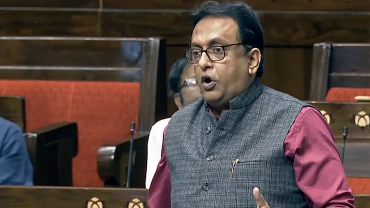 TMC प्रवक्ता शांतनु सेन का इस्तीफा, पार्टी में हलचल
