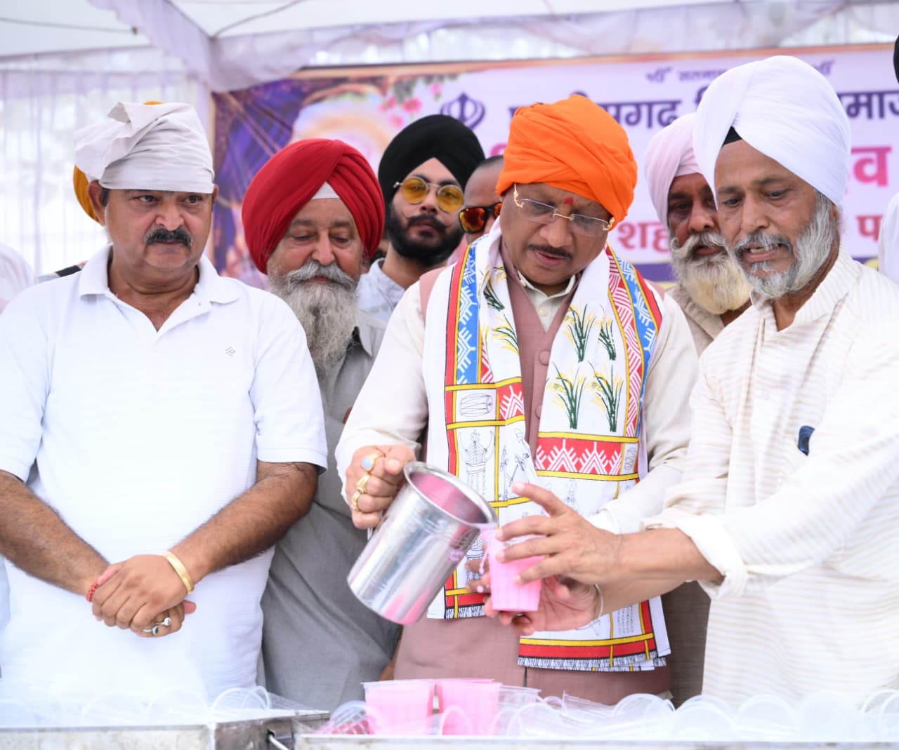 शहीदी दिवस पर रायपुर में सेवा और श्रद्धा का संगम, CM साय ने किया सम्मान