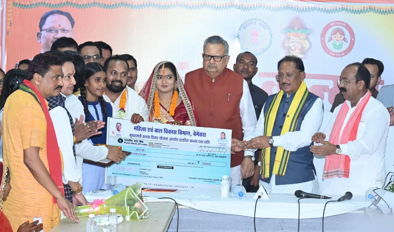 बारिश के बीच भी उत्साहपूर्वक संपन्न हुआ कन्या विवाह समारोह