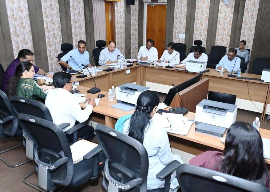 बारिश से पहले मरम्मत कार्य तेज करने के निर्देश, विभागीय कार्यों की गहन समीक्षा