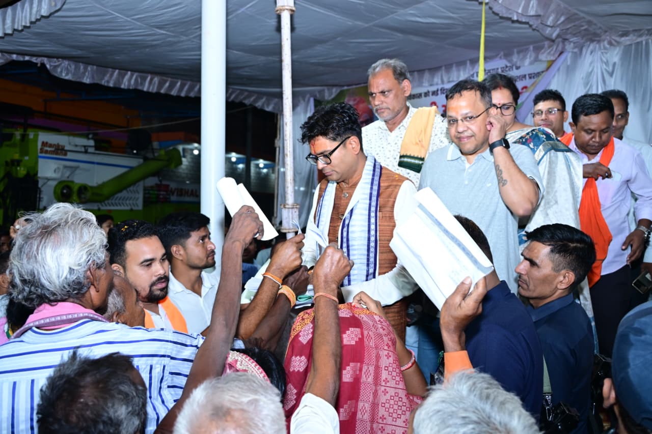 सड़क निर्माण से व्यापार, शिक्षा और स्वास्थ्य सेवाओं को मिलेगा बढ़ावा