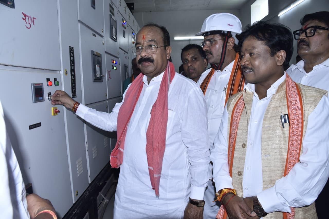 निर्धारित समय-सीमा में कार्य पूर्ण करने के लिए दिए सख्त निर्देश