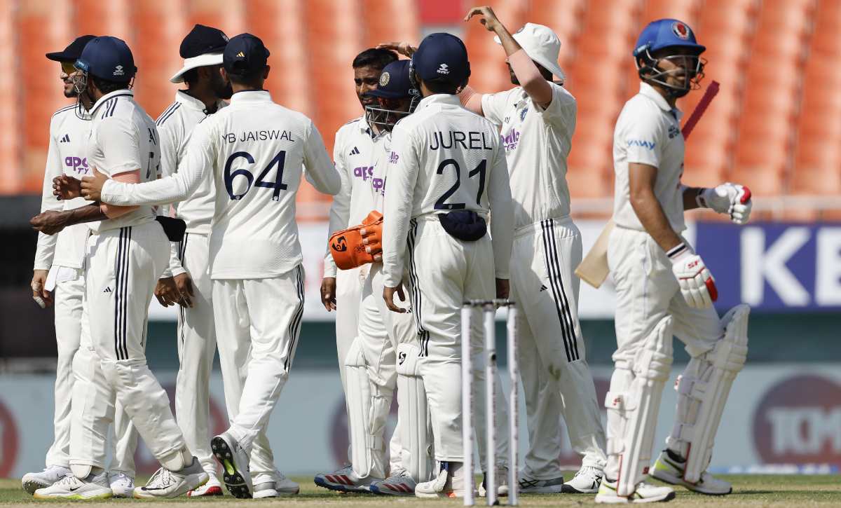 IND vs AFG Test Day 2: भारत ने मैच पर बनाई मजबूत पकड़, अफगानिस्तान के 5 विकेट गिरे, मानव सुथार का कमाल