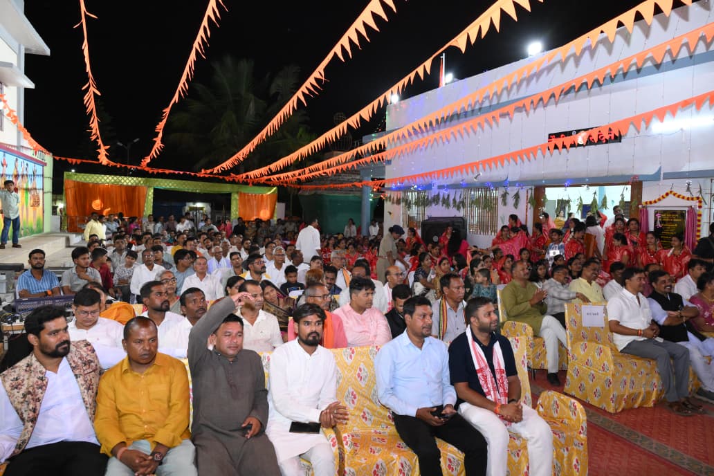 कर्मा महोत्सव में सम्मानित हुए समाजसेवी और कलाकार, भव्य आयोजन संपन्न