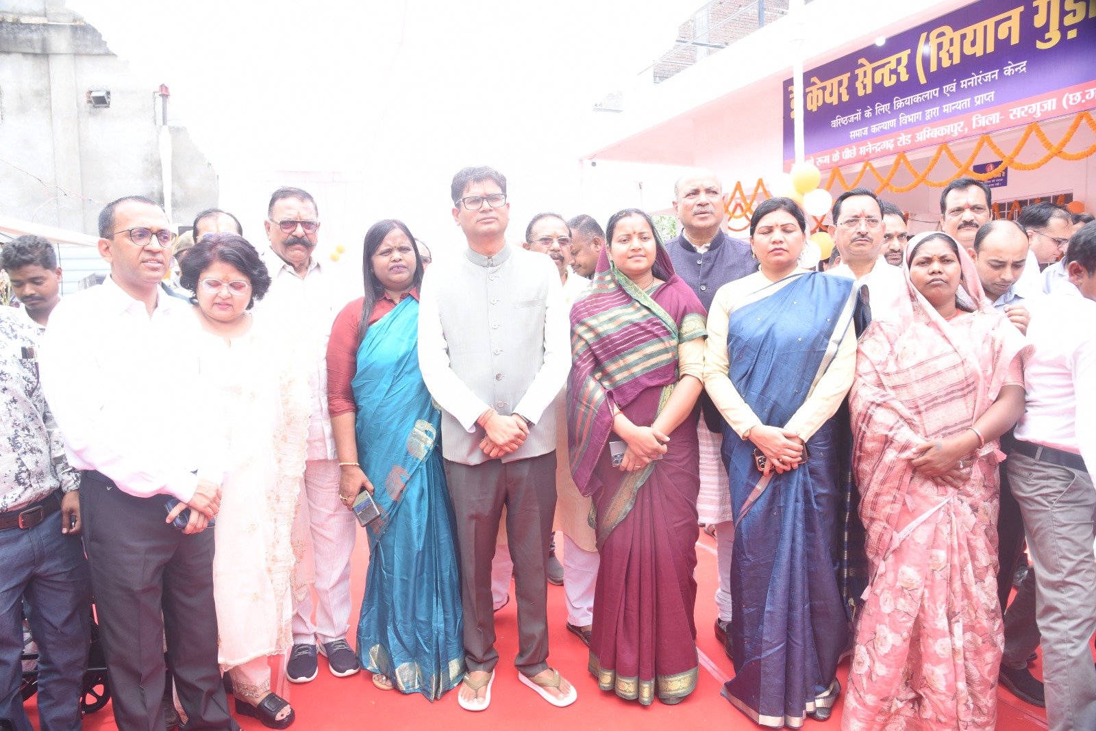 बुजुर्गों के लिए सम्मानजनक जीवन की पहल, अंबिकापुर में ‘सियान गुड़ी’ शुरू