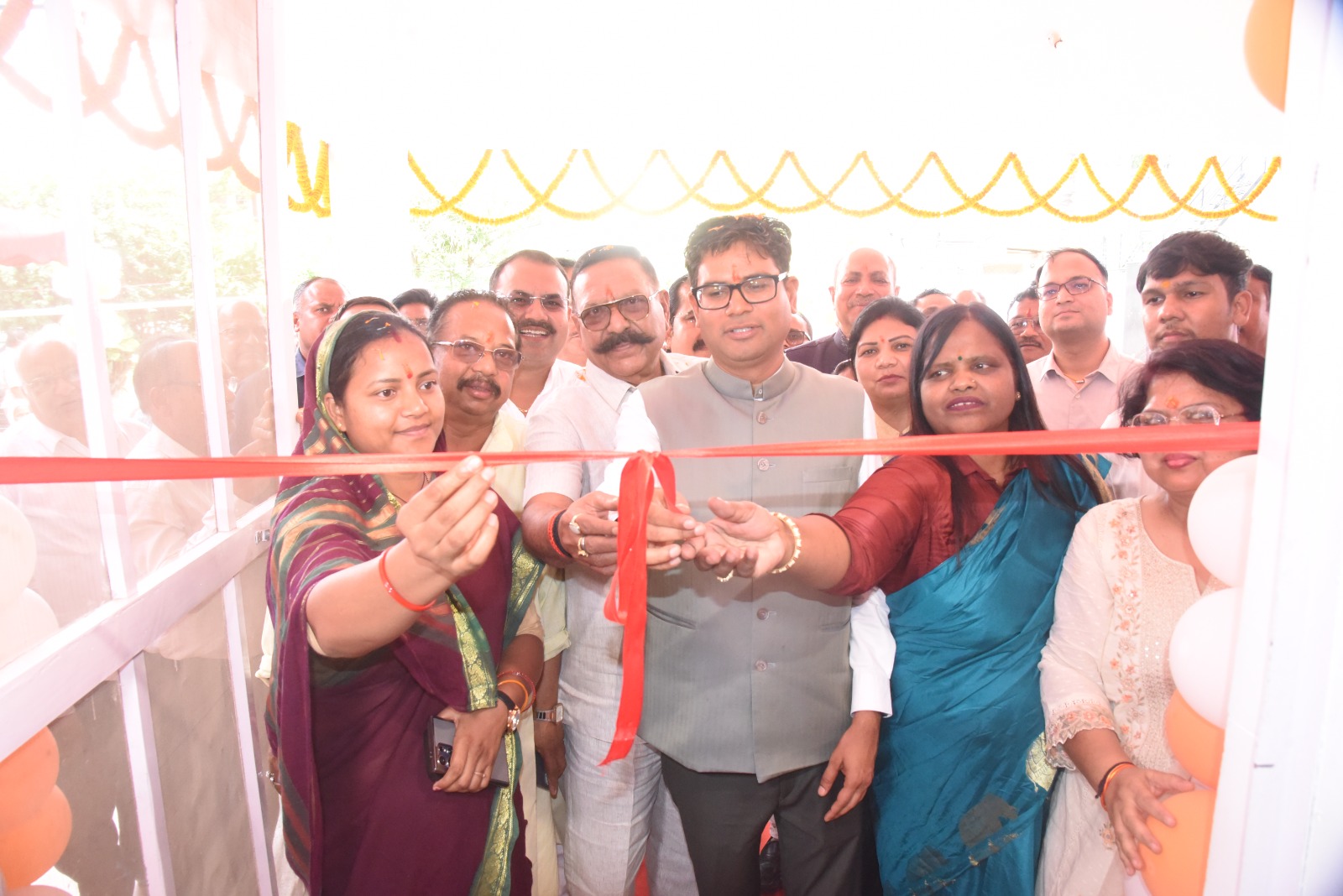 बुजुर्गों के लिए सम्मानजनक जीवन की पहल, अंबिकापुर में ‘सियान गुड़ी’ शुरू