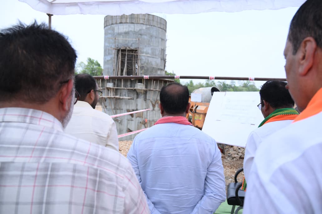 86 करोड़ की पेयजल योजना का निरीक्षण, काम में तेजी लाने पर जोर