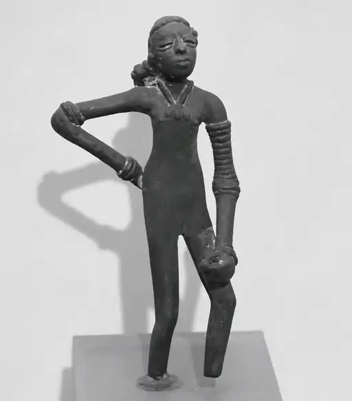 NCERT की किताब में ‘डांसिंग गर्ल’ का बदला रूप, इतिहासकारों ने फैसले पर सवाल उठाए...
