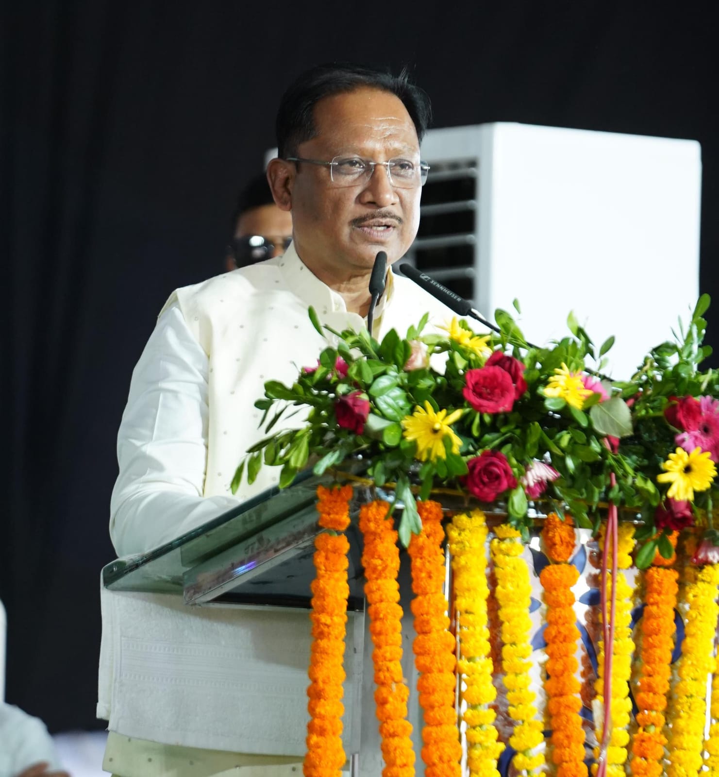 शिवनंदनपुर में शपथ ग्रहण के साथ विकास कार्यों को मिली गति