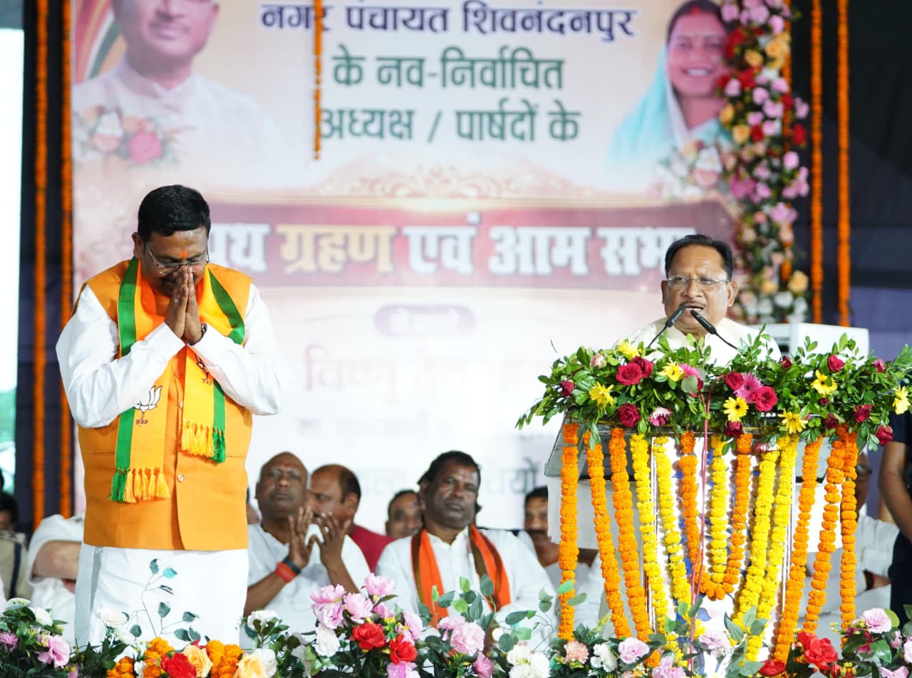 जनसेवा ही सर्वोच्च कर्तव्य, मुख्यमंत्री ने जनप्रतिनिधियों को दिया संदेश