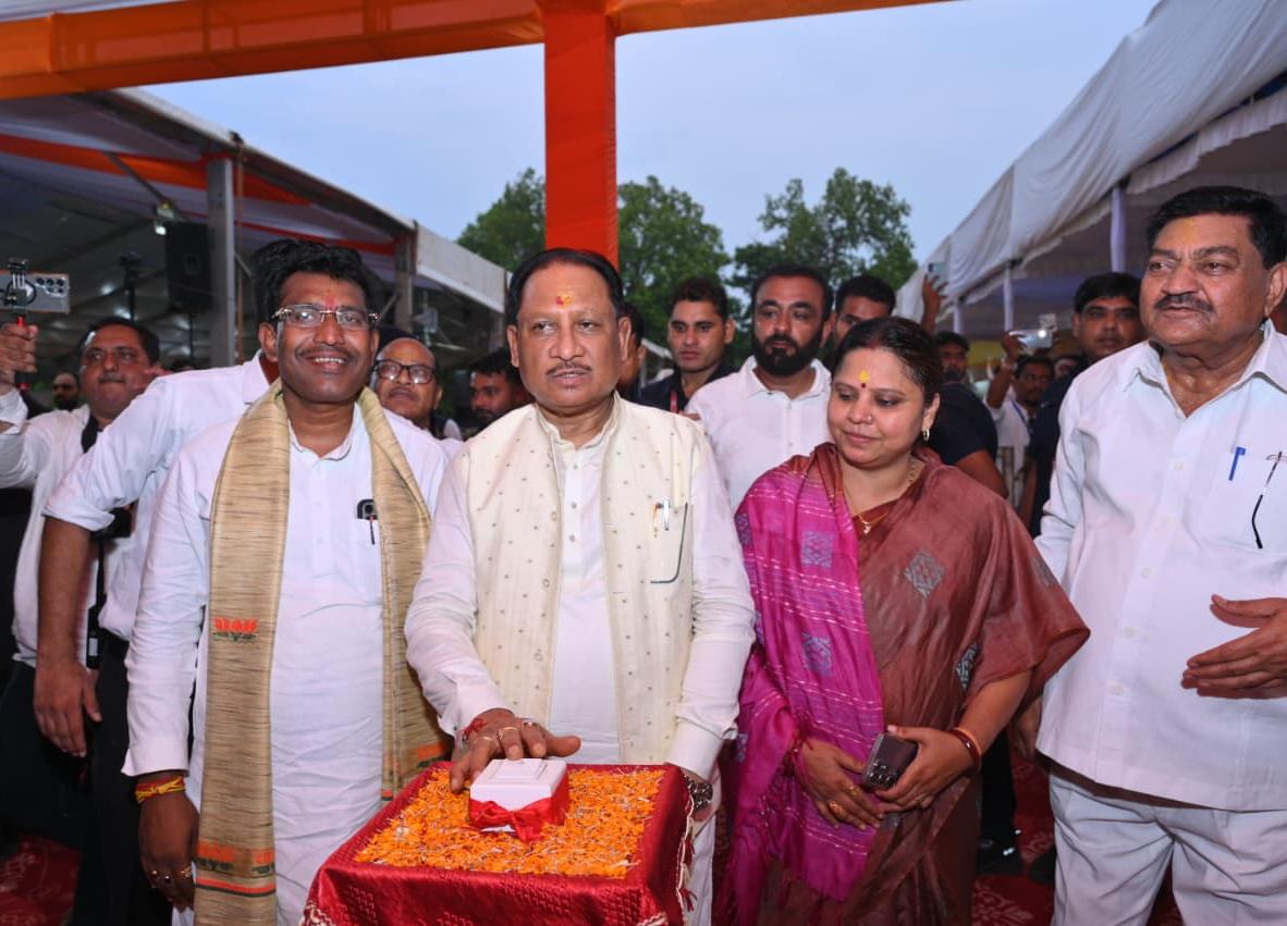शाला प्रवेश उत्सव के माध्यम से बच्चों को जोड़ने की अपील