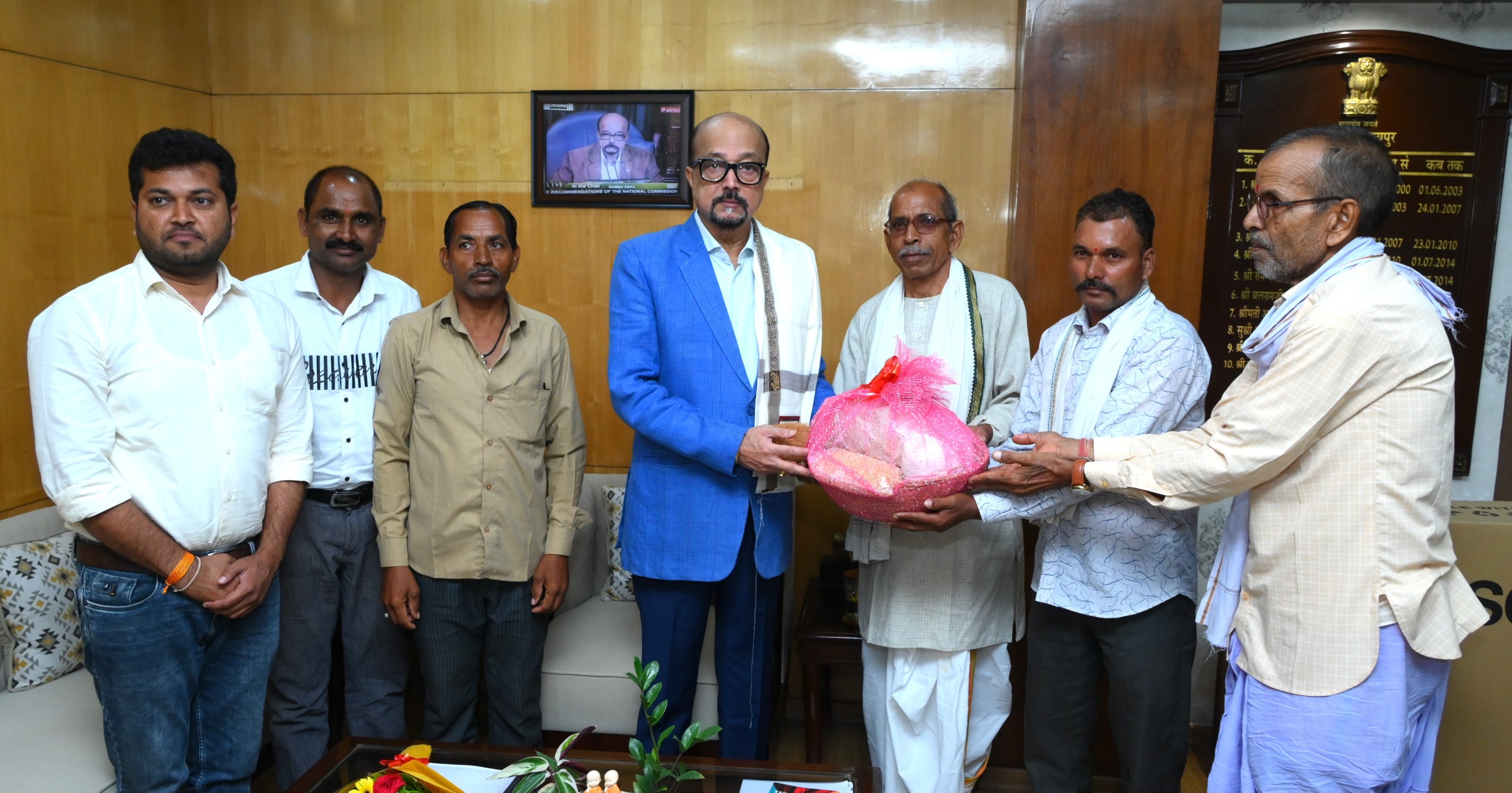 राज्यपाल डेका का शिक्षा के प्रति सराहनीय कदम